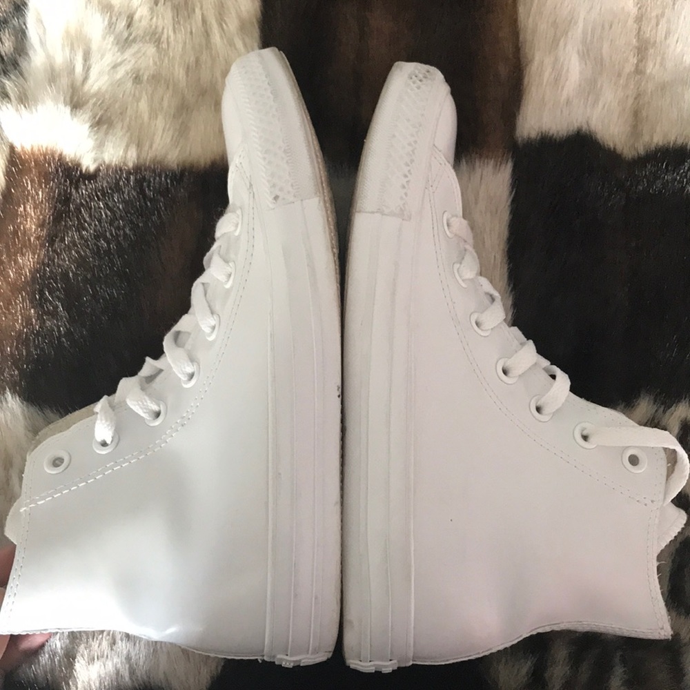 Converse - Picture 5 of 5